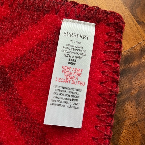 BURBERRY- Equestrian Knight Detail Check Wool Scarf- Ripple - Picture 5 of 10